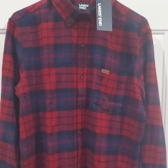 Lands' End Men's Flannel Blue and Red Plaid Button Down Shirt - Picture 9 of 10